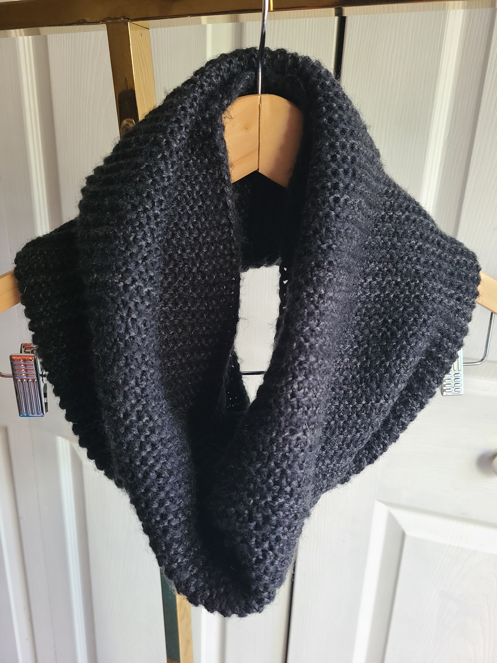 H&M Black Knit Infinity Scarf